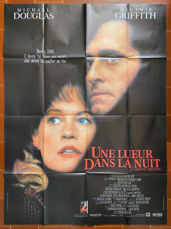 Affiche UNE LUEUR DANS LA NUIT Michael DOUGLAS Liam NEESON 120x160cm En ligne